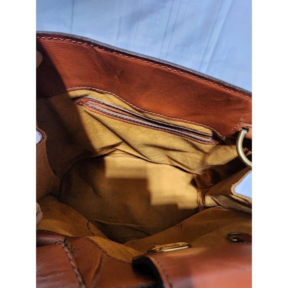 Authentic Louis Vuitton Kenyan Fawn Epi Leather Cluny Bag Brown - Picture 5 of 16